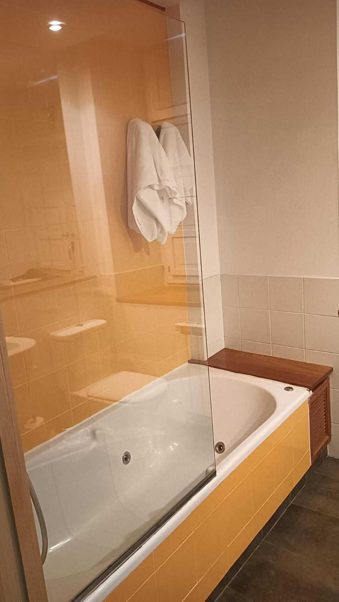 Gastro Hotel La Giraldilla Liérganes 部屋 写真