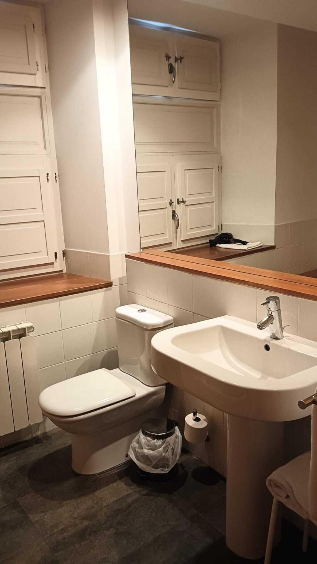 Gastro Hotel La Giraldilla Liérganes 部屋 写真